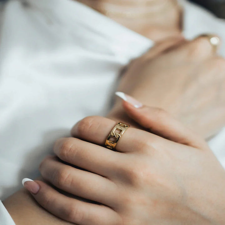 Qalbiya Nurain Ring