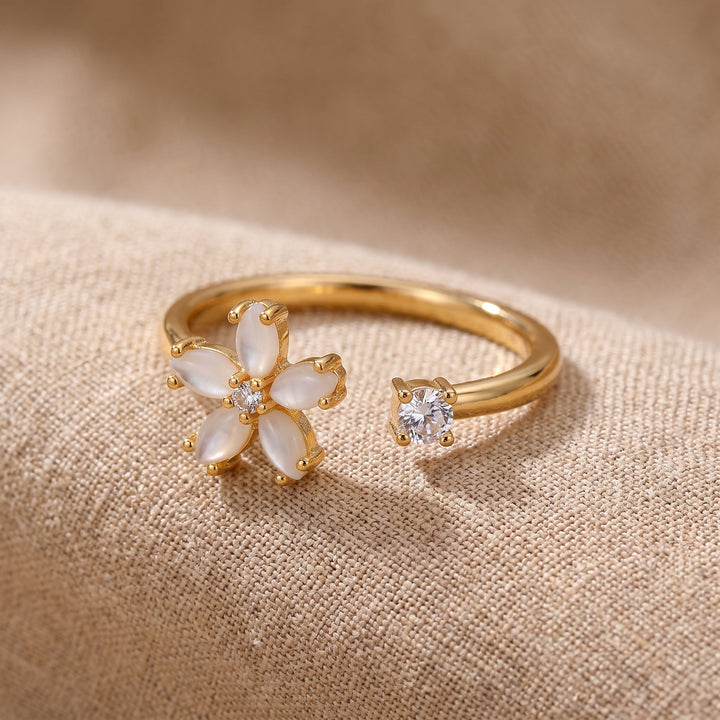 Qalbiya Faith and Bloom Ring