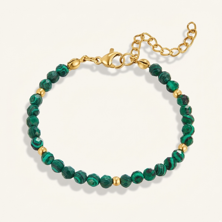 Bracelet perlé vert émeraude