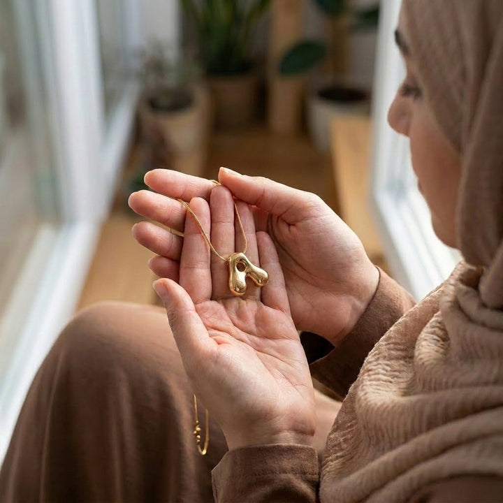 Collier à breloque Qalbiya Haya