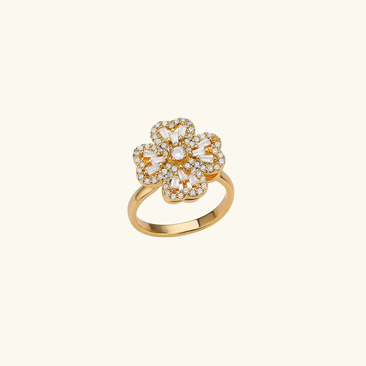 Qalbiya Aisha Clover Ring